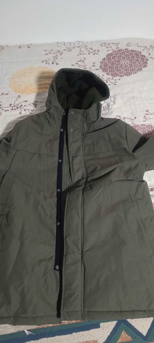 Vând geaca toamnă-iarnă