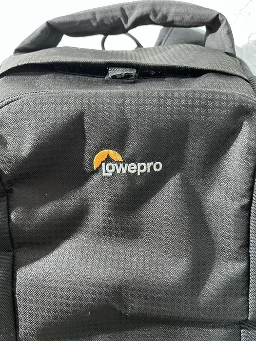 Сумка для камеры Lowepro