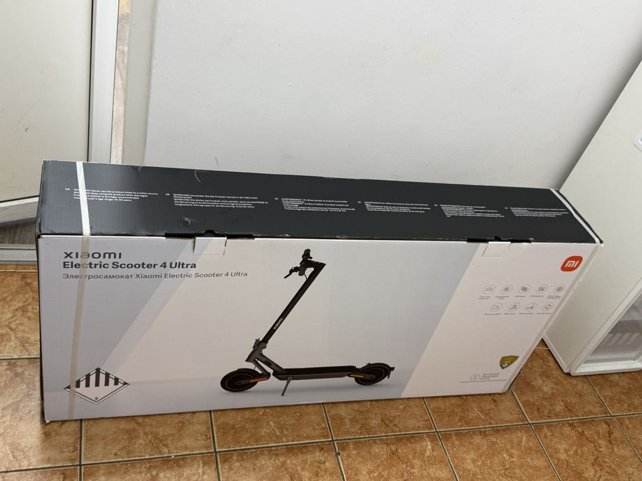 Trotineta electrica Xiaomi Electric Scooter 4 Ultra, ca Noua