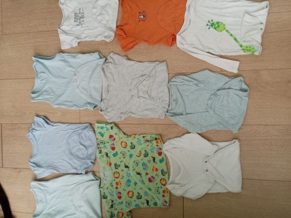 Бебешки бодита за момче