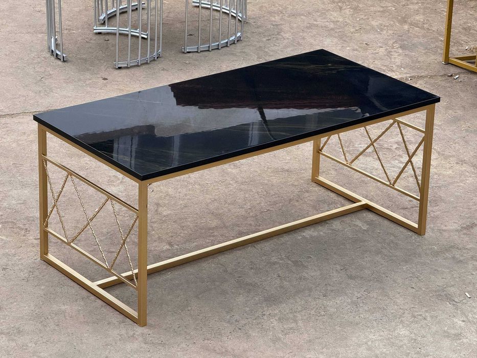 Журналний стол сифатли, стиле лофт