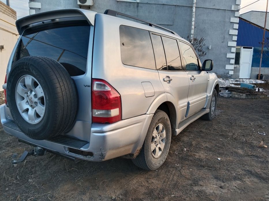 Митсубиси Паджеро 3