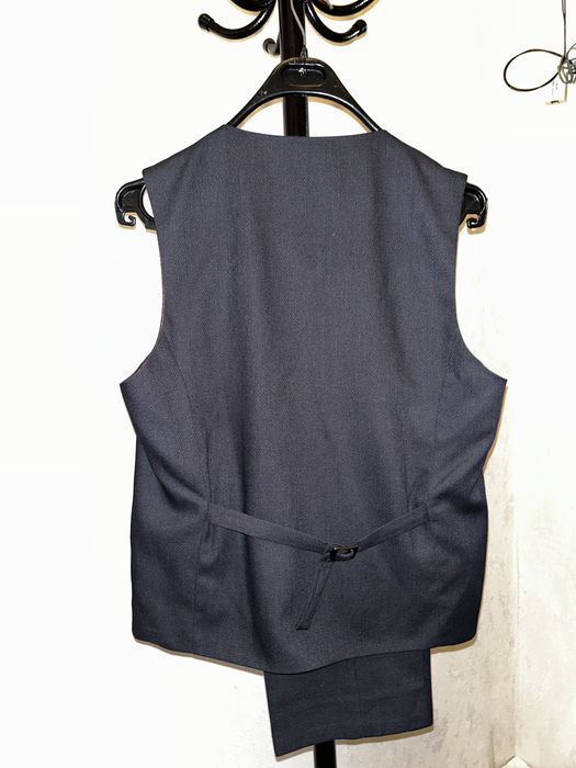 Костюм тройка пиджак