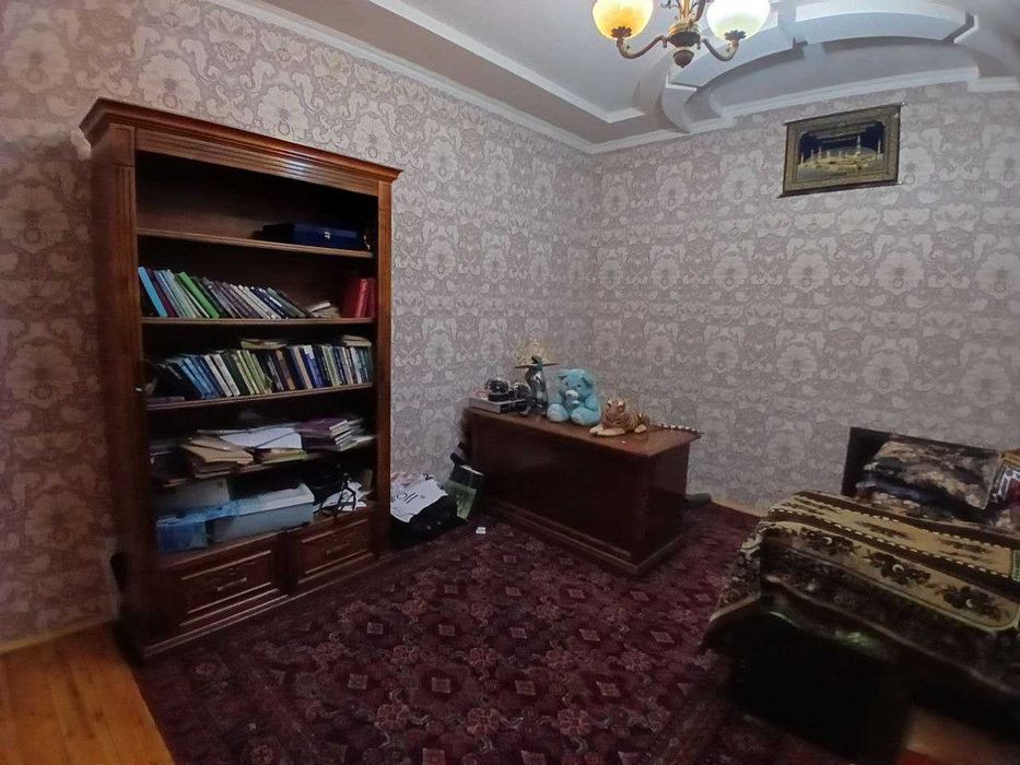 ПРОДАЕТСЯ ДОМ
Отличное Локация
Для проживания
И для Гостиницы