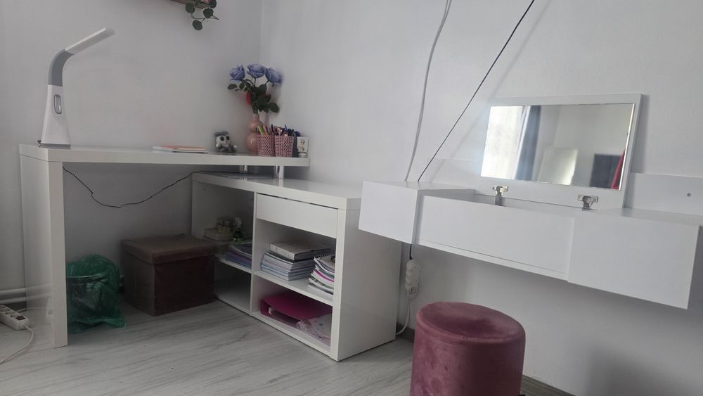 Birou alb pe colț + taburet + măsuță machiaj, stare foarte bună