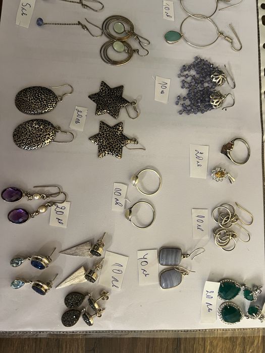 Гердани в различни цветове от камънии,