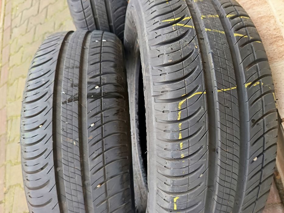 Vând set de 4 cauciucuri de vara  Michelin 175/65/14