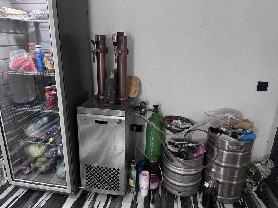 Dozator bere sau vin profesional