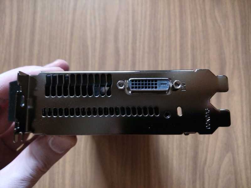 Видеокарта RX 570 4гб AMD