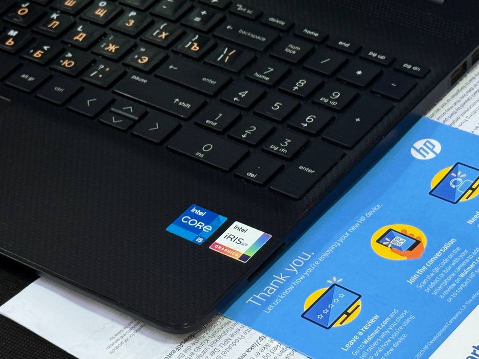 Hp LapTop OBSIDIAN BLACK edition Rangida I5 kuchli PRICESSORLI