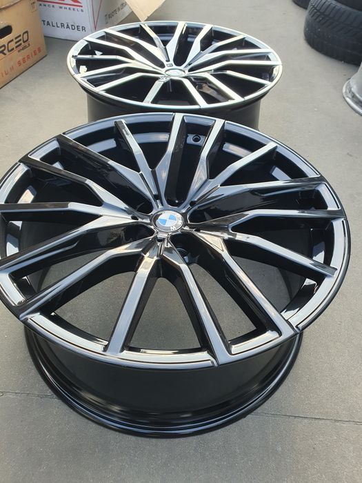 o janta Bmw X5,X6 originala  pe 22, Neagra sau dyamond cut