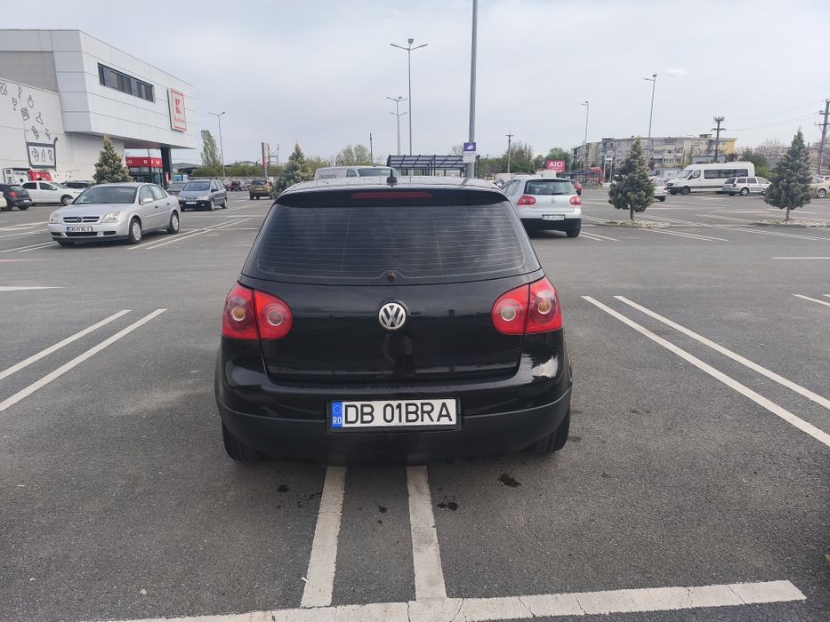 Volkswagen Golf 5 1,6 benzina