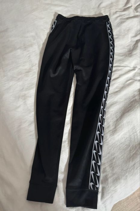 Pantaloni trening Nike dama