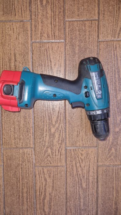 Makita 6271D Bormasina