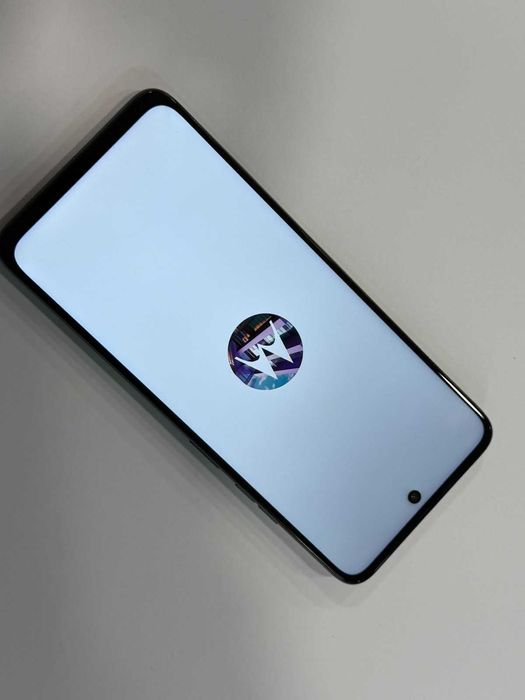 Motorola G54 – 256GB / 4GB RAM