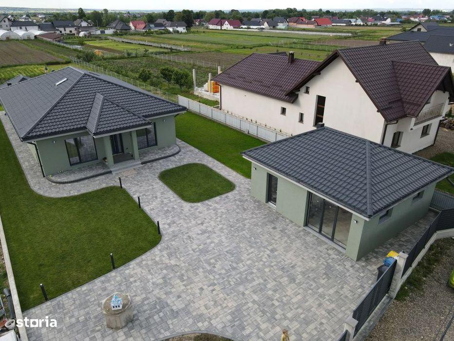 Casa individuala 195mp+2000mp teren, zona Volovat, Radauti