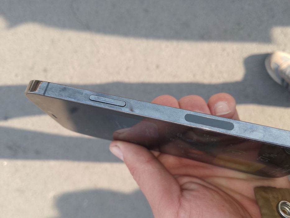 Iphone 12 pro sotiladi srochna yomkost 75