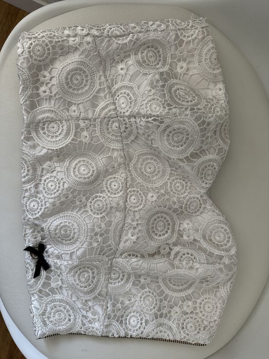 Бяло данталено бюстие BSB