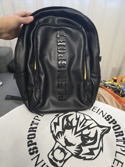 Rucsac Philipp Plein Sport nou!