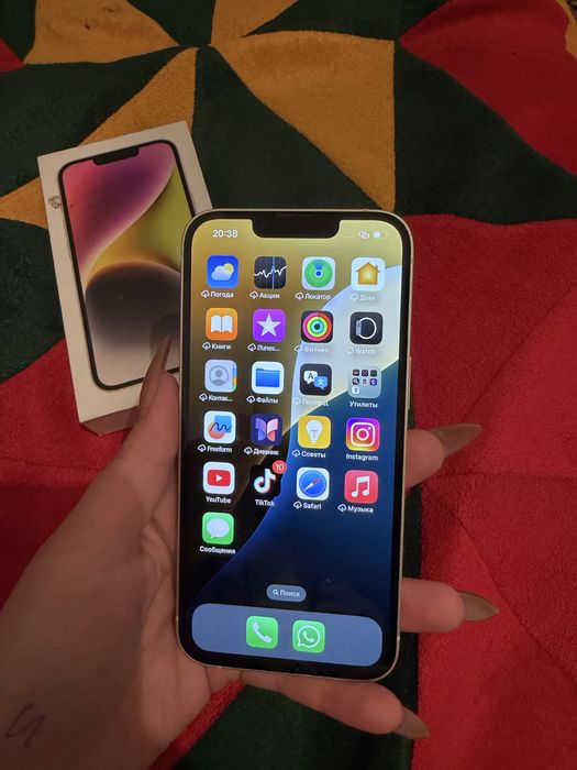Айфон 14 емкость 84% память 256гб