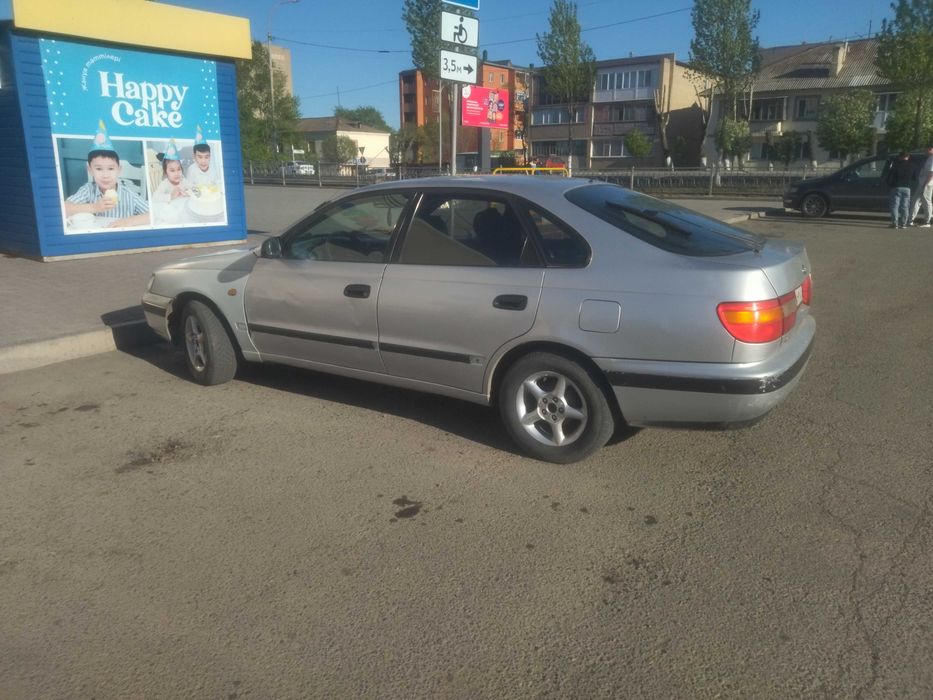 Toyota carina E 1996 г.