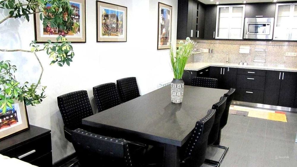 Продава се Тристаен апартамент в София, Манастирски ливади - 110 кв.м за 3173 €/кв.м - Снимка #1