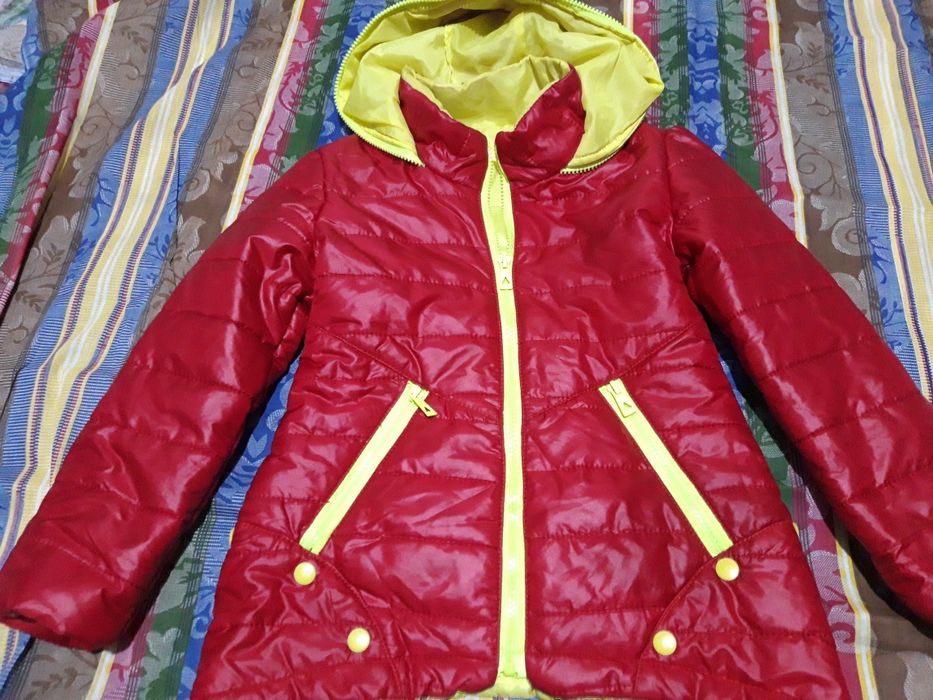 Продаётся детская куртка