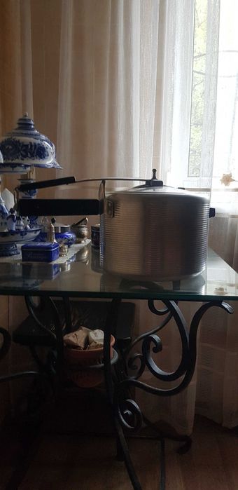 Продам скороварку СССР, состояние хорошее.