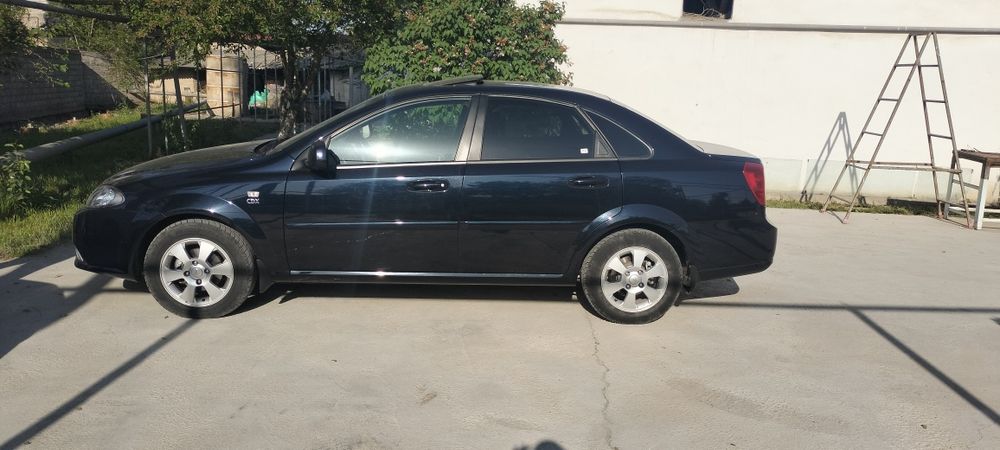 Lasseti Jentra 2023 yil ishlab chiqarilgan