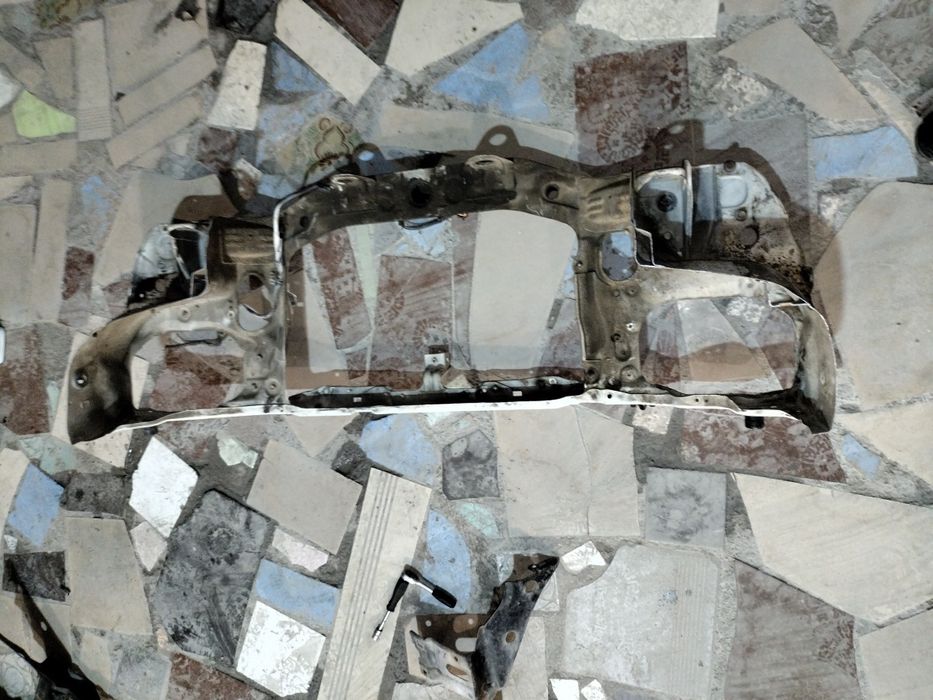 Запчасти на Монтеро спорт