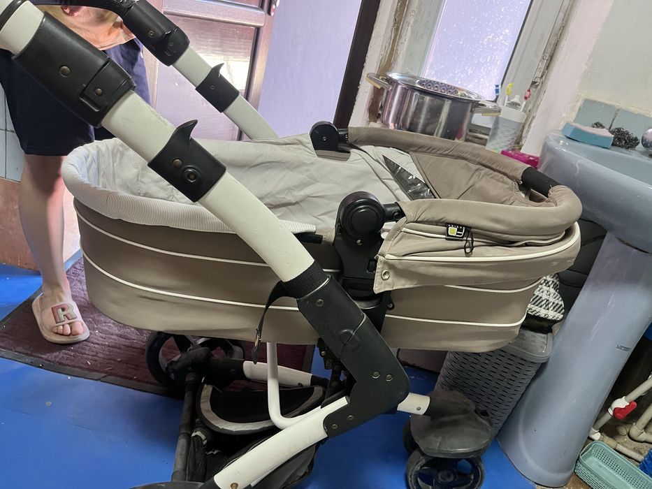 Коляска Baby Design.