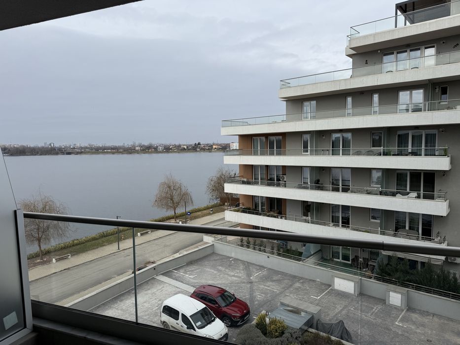 De inchiriat apartament trei camere nou amenajat direct proprietar