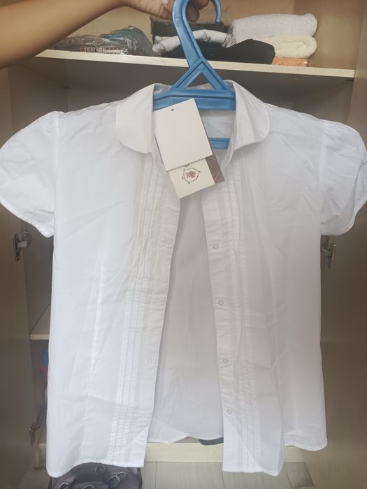 Блкзка с каротким рукавом