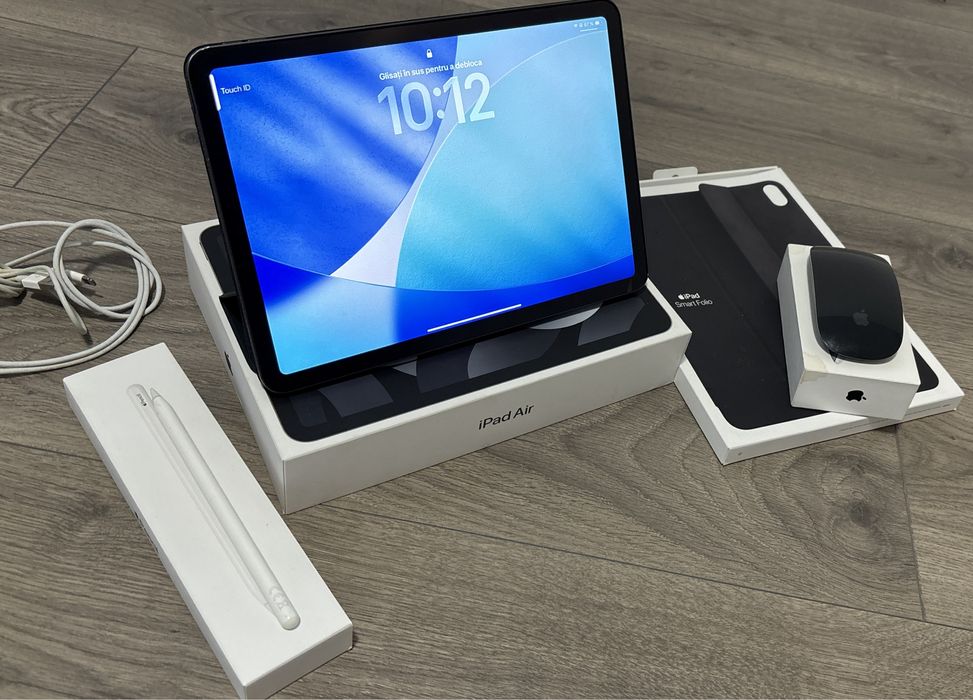 iPad Air 5 - Pachet complet (pen, husa, mouse)