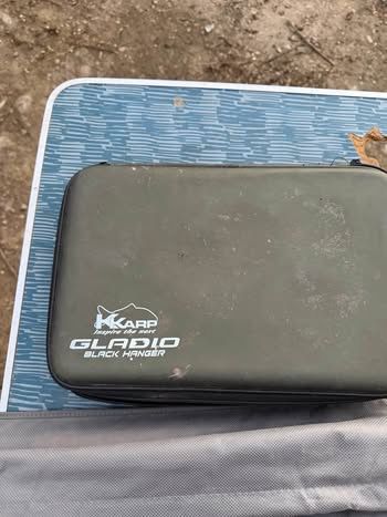 Vând set complet pentru pescuit la crap