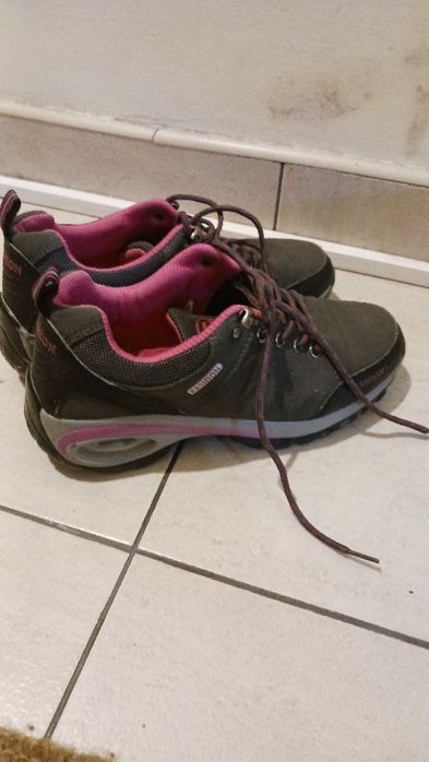 Сезони обувки от Тему