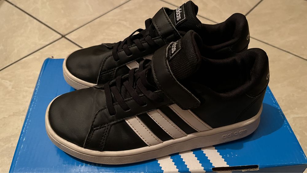 adidas Grand Court Base 2.0