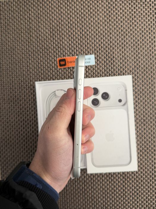 ЛИЗИНГ*83лв/м iPhone 17 Pro Silver*256 айфон 17 про Бял