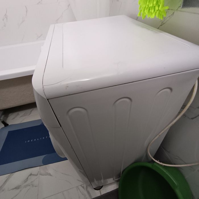 Продам стиральную машину