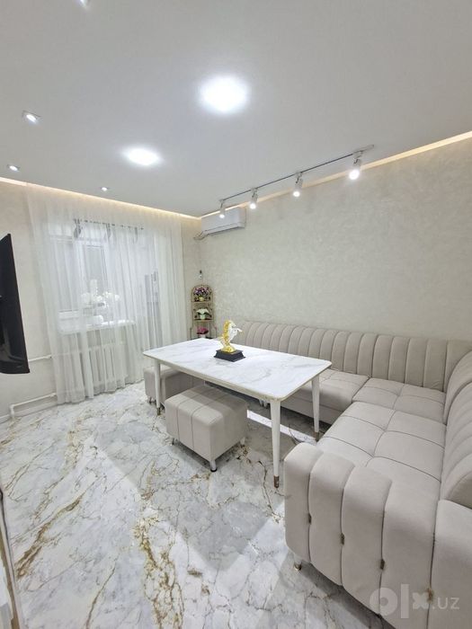 Квартира продаётся Чиланзар 3 квартал 3в4/1/4 меб тех ор. Школа 168