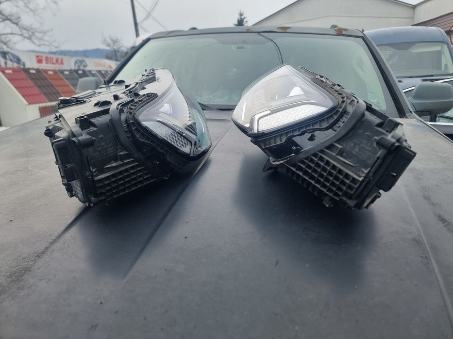 Far stanga dreapta audi Q7 facelift cod 4M0941039C 4M0941040C