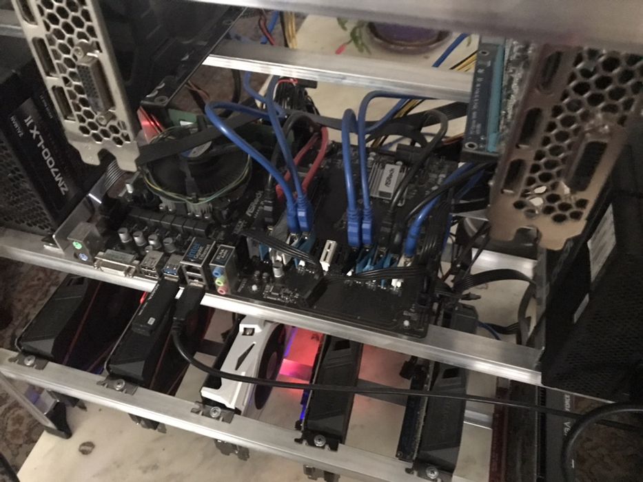 Крипто копачка/Mining Rig