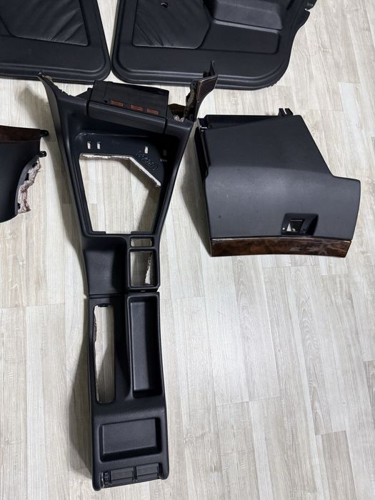 Обшивки жатая кожа на бмв е34