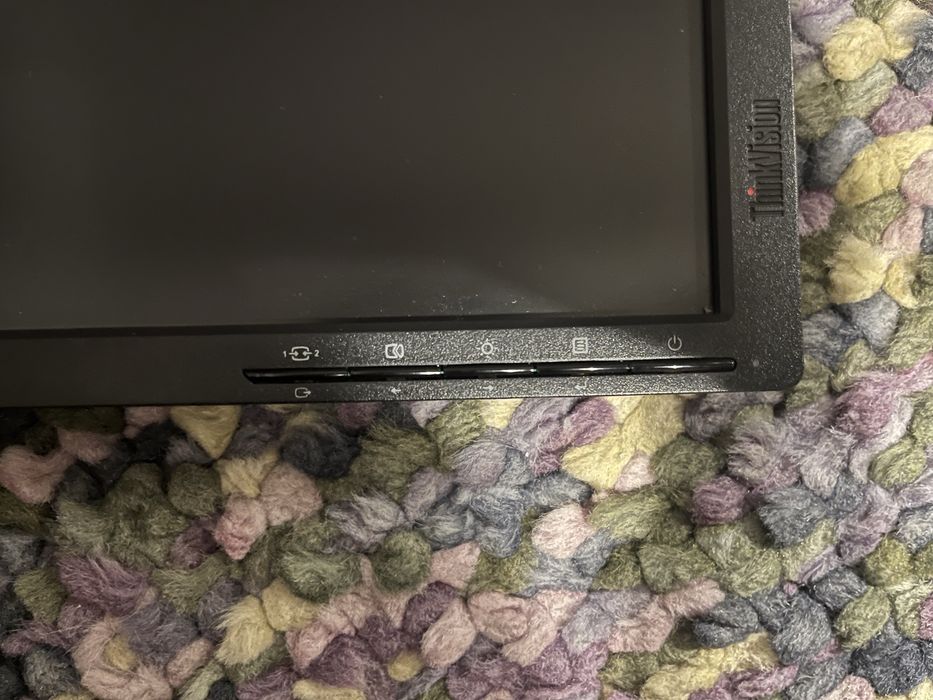 Lenovo ThinkVision T2424pA