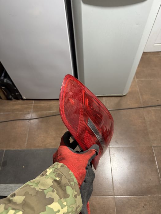 Stop stanga audi a3 8p 2009