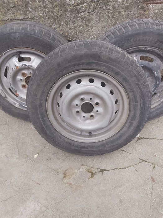 Продавам евтини части за Лада Самара 1300/1989г