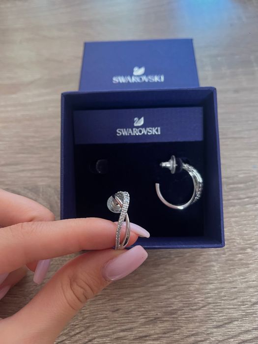 SWAROVSKI обеци, неупотребявани