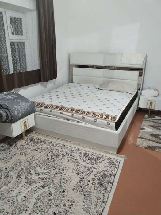 Спальныи гарнитур в комплекте