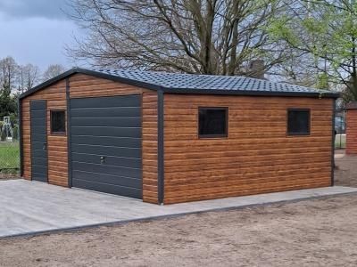 Vând garaj auto pe structura metalica