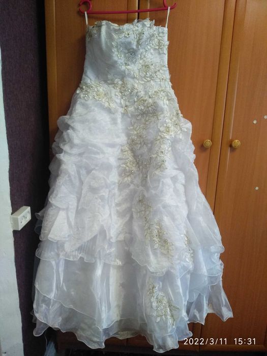 Свадебное платье б/у обмен